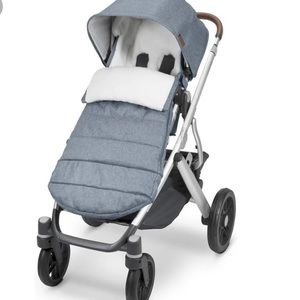 Uppababy Cozy Ganoosh foot muff, like new!